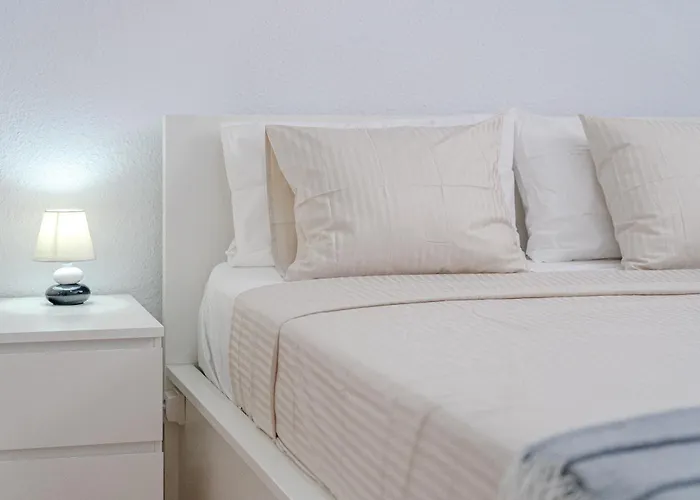 Apartment Hermitage Homes Sml *