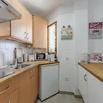 Διαμέρισμα Hermitage Homes Sml *